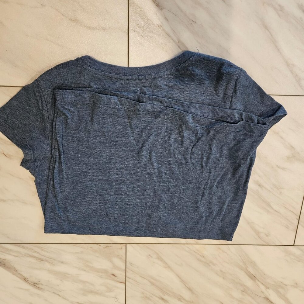 5 American Eagle Women Size Small Shirts Y2K - 1 owner - Picture 8 of 14